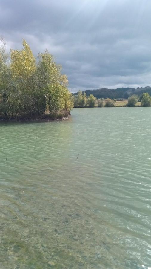 Gite de 6 à 14 pers avec Piscine-Jacuzzi- Salle des fêtes Bastanes Exterior foto