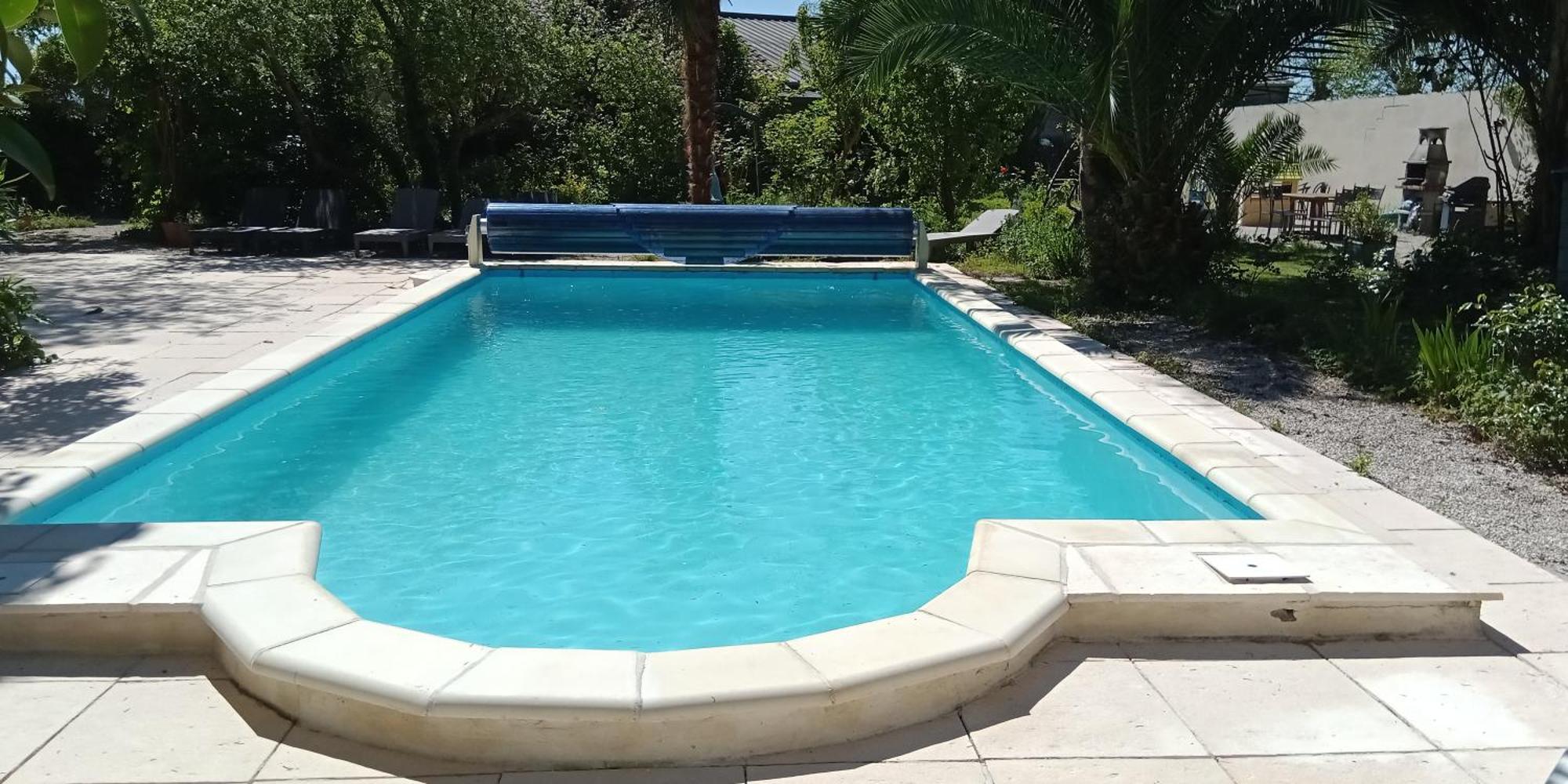 Gite de 6 à 14 pers avec Piscine-Jacuzzi- Salle des fêtes Bastanes Exterior foto